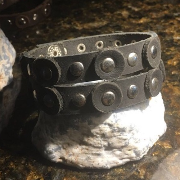 Genuine Leather Brown or Black Circle Punch Stud - Picture 3 of 3